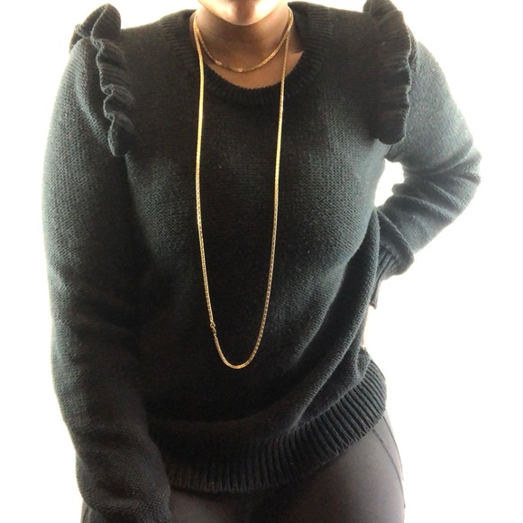 Truly Poppy • Crewneck Sweater w/Ruffle Detail. - Picture 2 of 6